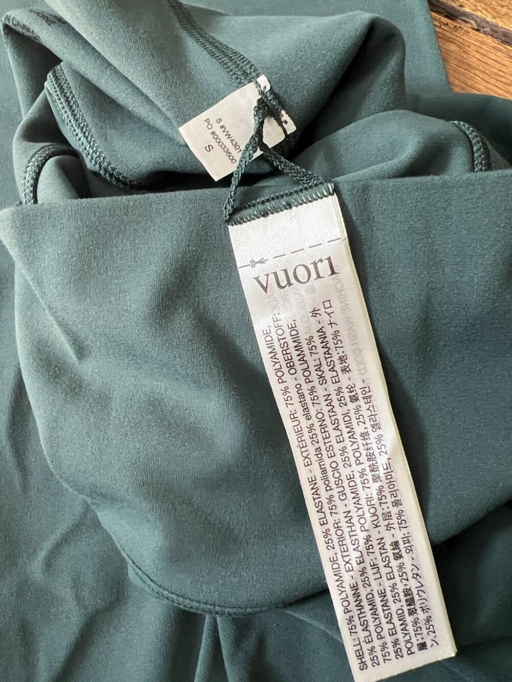 Vuori Hemlock Green Matching Set Flares & Sports Bra Size Small NWT - Picture 7 of 8
